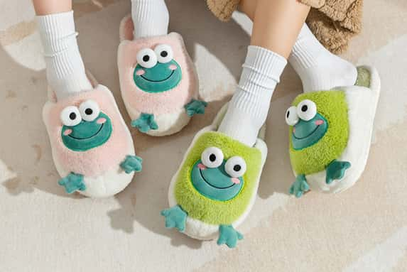 Winter-Indoor-Frog-Cotton-Slippers-1