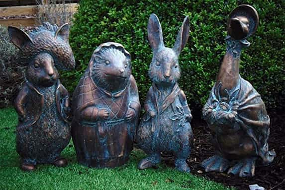 Peter-Rabbit-Inspired-Garden-Statue-1