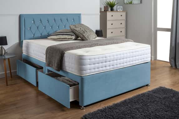 _Sleep-Factory-Ltd-Chesterfield-Bumper-Divan-Bed-with-Memory-Form-Sprung-1