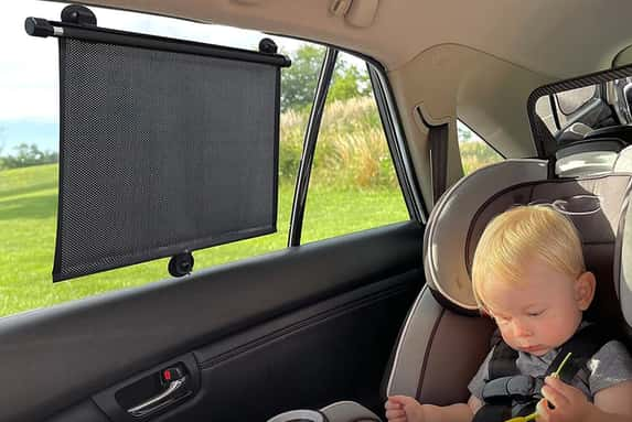 Retractable-Car-Side-Window-Sun-Shade-4