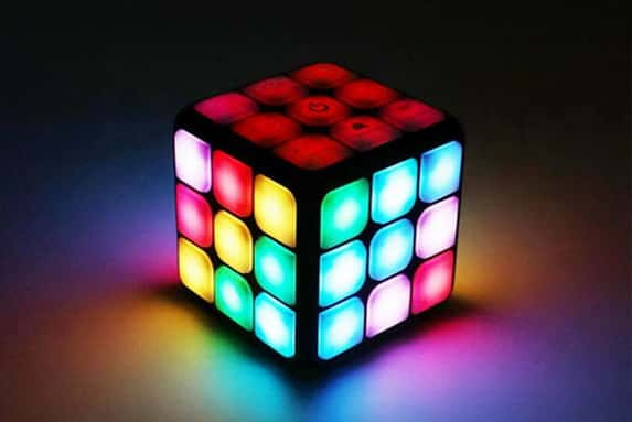 Electronic-Rubiks-Cube-1