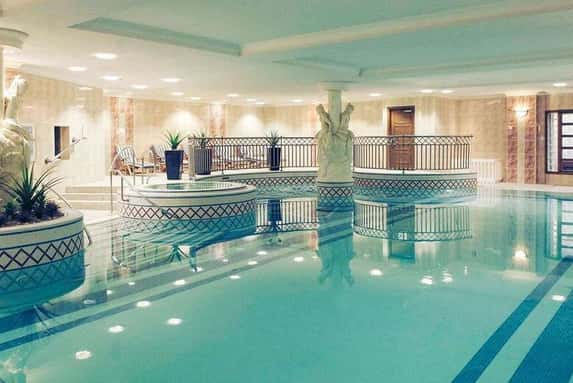 pool mercure dartford