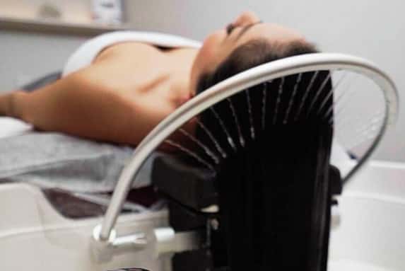 70 Min Japanese Head Spa with Massage, Spa Access and Glass of Bubbly_01