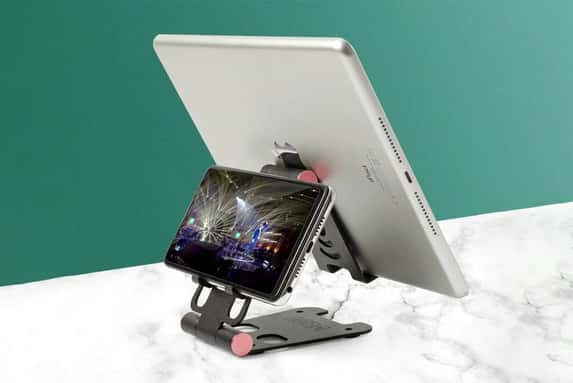 PHONESTAND-1