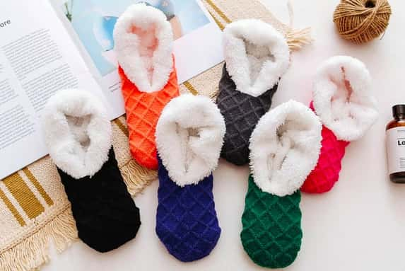 Anti-Slip-Winter-Warm-Fleece-Floor-Socks-1