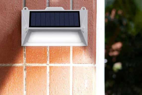 Solar-Motion-Sensor-Light-1