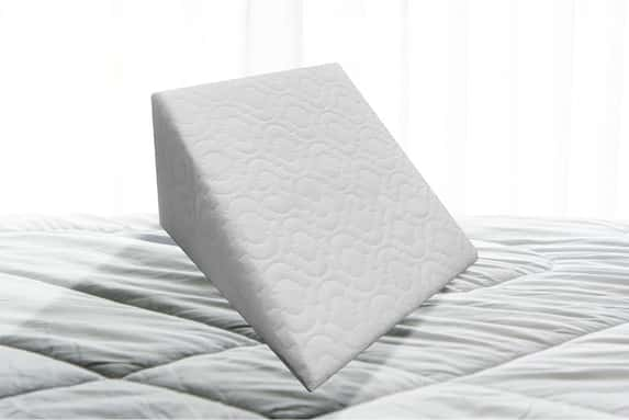 Memory-Foam-Wedge-Pillow-1