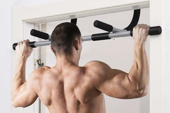 Door-Frame-Pull-Ups-Bar-1