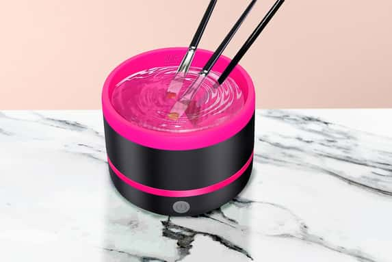 Automatic-Makeup-Brush-Cleaner-1