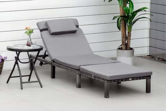 PE-Rattan-Sun-Lounger-with-Soft-Padded-Cushion-1