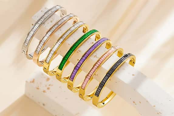 18k-Gold,-Crystal-Embellished-Bangle-1