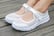 Women-Breathable-Mesh-Sport-Shoes-3