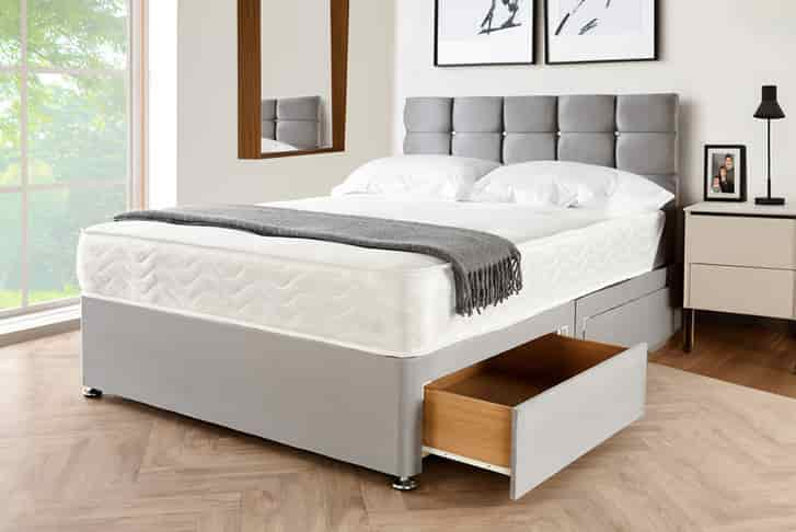 Small divan deals bed with storage