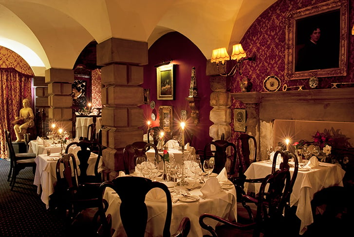 Lumley-Castle_Black-Knight-Restaurant_web