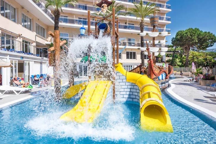 Hotel Oasis Park Splash, Calella, Costa Brava