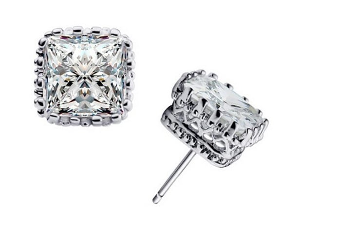 azma-jewellery---SQUARE-STUD-EARRINGS-WITH-CRYSTALS