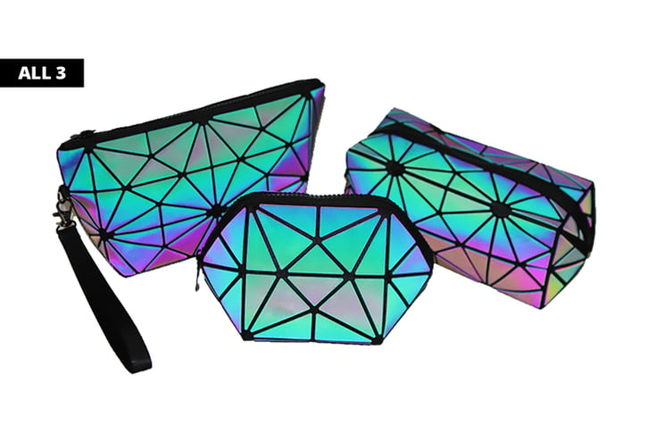 FOREVER-COSMETICS-Holographic-reflective-makeup-bags-2