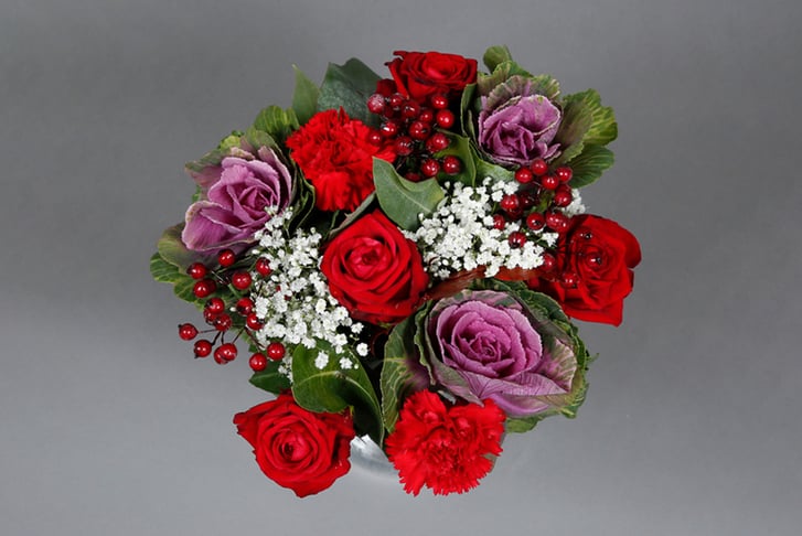 Christmas-Bouquet-Mad-flowers