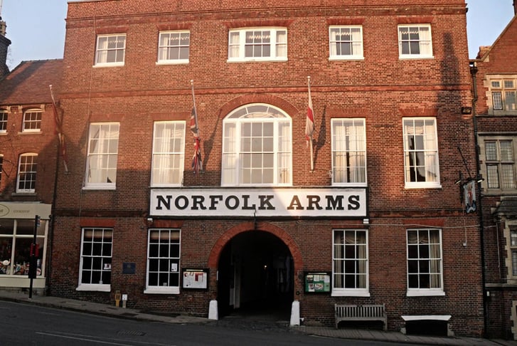 NORFOLK-ARMS