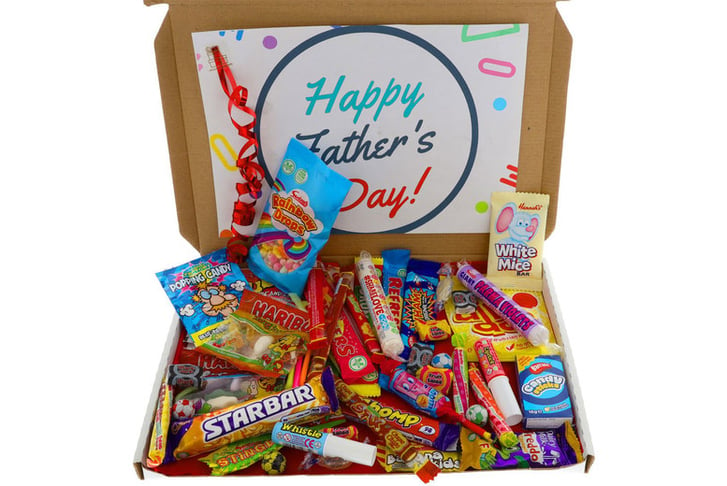 Fathers-Day-Chocolate-Letterbox-Hamper-Deal4
