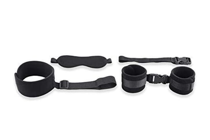 Body-restraint-and-Blindfold-Set-2
