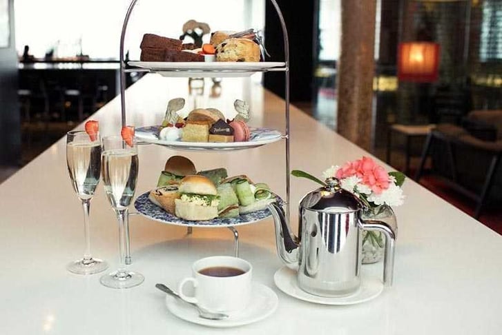 4* Radisson Blu Durham Afternoon Tea & Prosecco - Up to 4 People