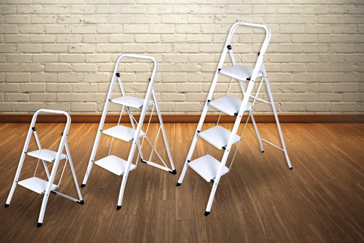 DIRECT2PUBLIK_STEP_LADDER