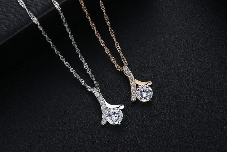 Gold-and-Silver-Dancing-Crystal-Necklace-1