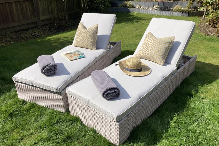 Extra-Thick-Santa-Dona-Rattan-Sun-lounger--1-or-2-1