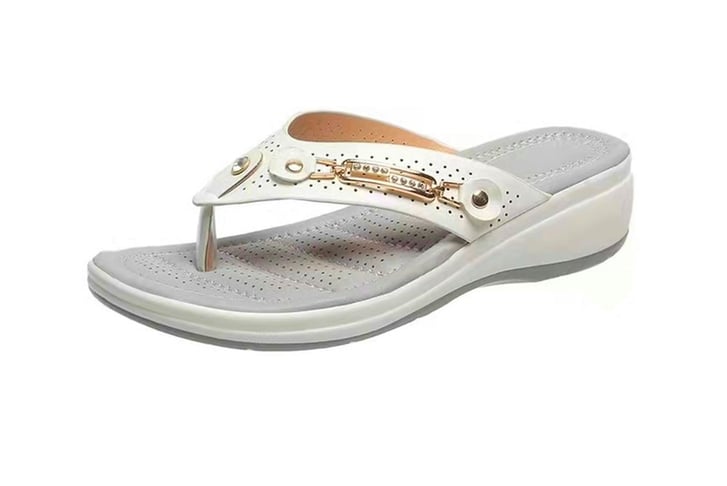 Women's-Buckle-Clasp-Motif-Sandals-2