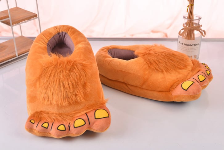 Big-feet-plush-slippers-1