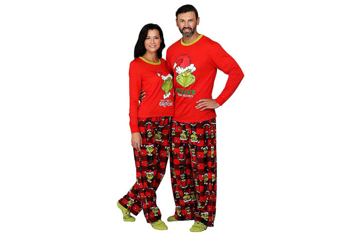 The-Grinch-Inspired-Matching-Family-Christmas-Pyjamas-2