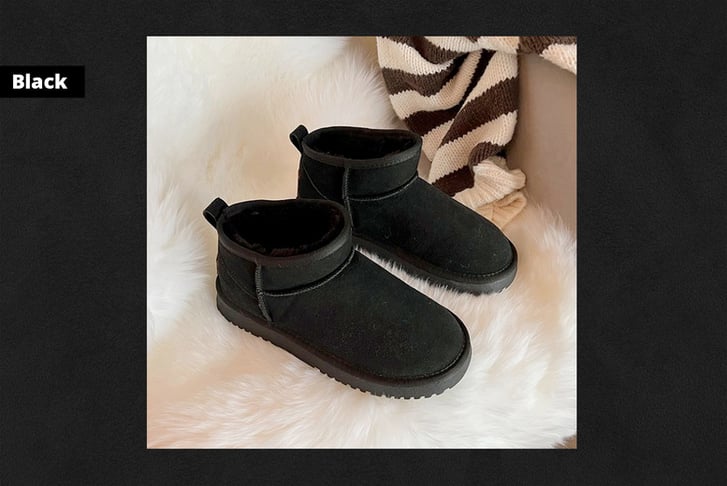 Black-Winter-cozy-suede-mini-boots