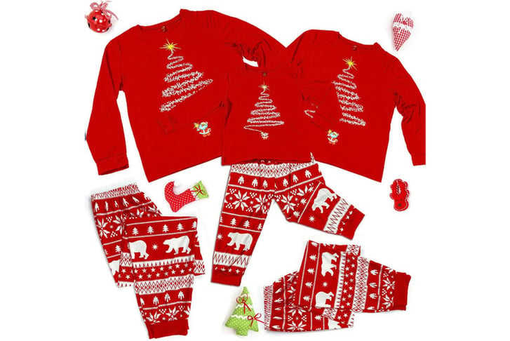 Matching-Christmas-Family-Pajamas-Sleepwear-Set-2