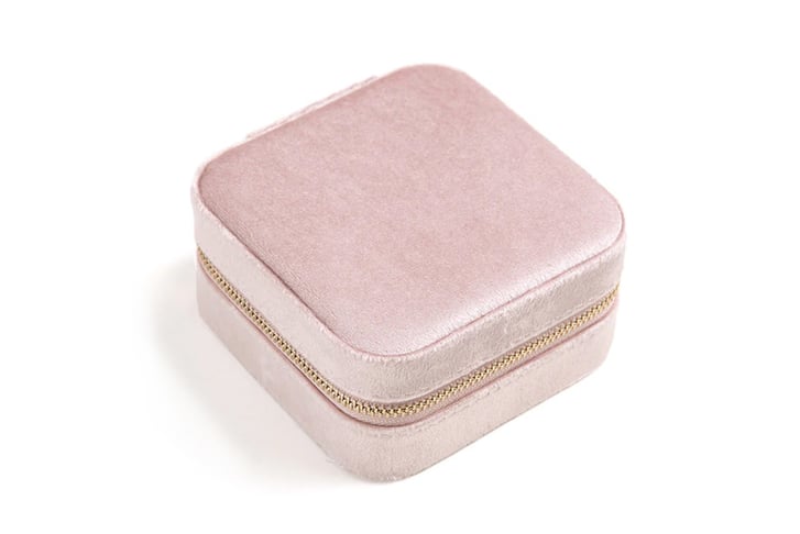 Velvet-Jewelry-Box-With-Mirror-Inside-2