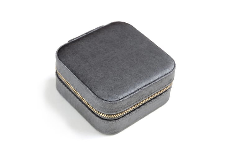 Velvet-Jewelry-Box-With-Mirror-Inside-10