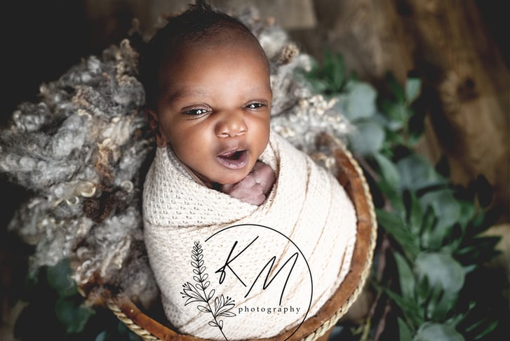 Newborn Photoshoot & 5 Prints - KM Photography