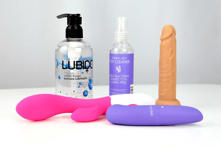 5pc Pleasure Me Toy Bundle Deal Wowcher