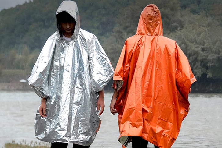Emergency-Raincoat-Poncho-PE-Aluminum-Film-Thickened-Reflective-Poncho-1