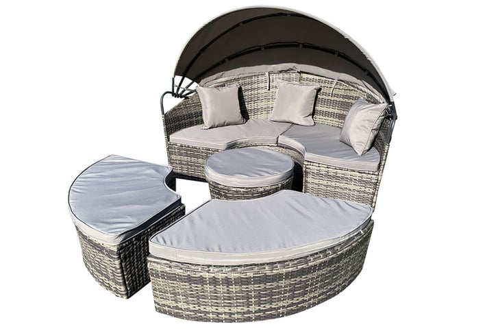 CAMROSE-RATTAN-GARDEN-DAY-BED-IN-GREY-WITHOUT-RAIN-COVER-2