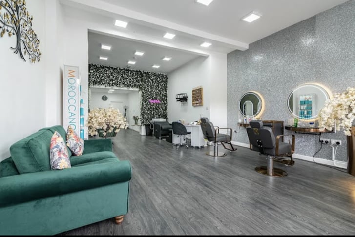 glitz salon