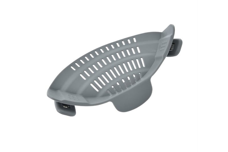 Adjustable-Silicone-Clip-On-Strainer-2