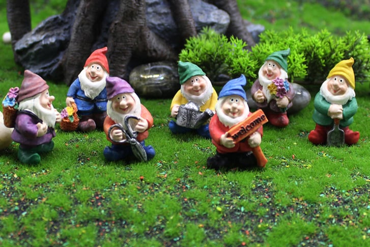 7-PCS-Mini-Gnome-Statue-1