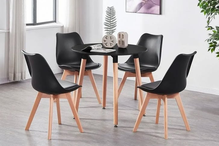 Scandi-Round-Table-In-Black-with-4-Jensen-Dining-Chairs-1