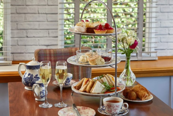 4* Afternoon Tea For Up To 4 With Prosecco Upgrade