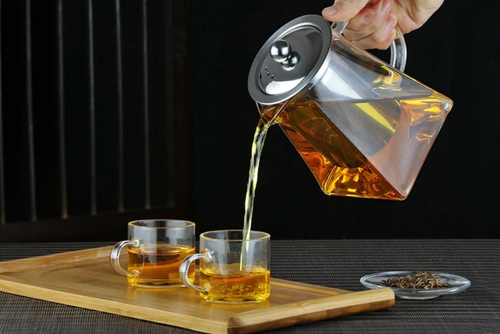 Glass-Teapot-with-Heat-Resistant-Stainless-Steel-Infuser-1