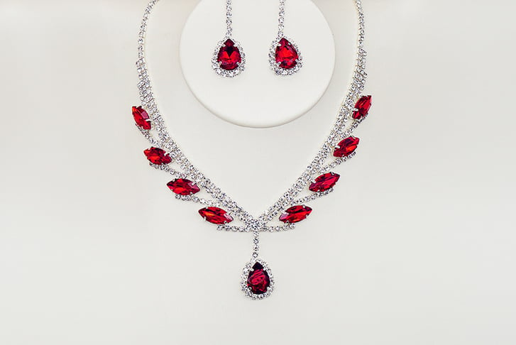 Crystal-Necklace-and-Earrings-Set-2