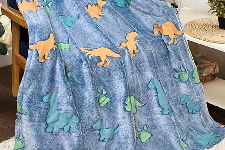 Glow-in-The-Dark-Dinosaur-Blanket-2