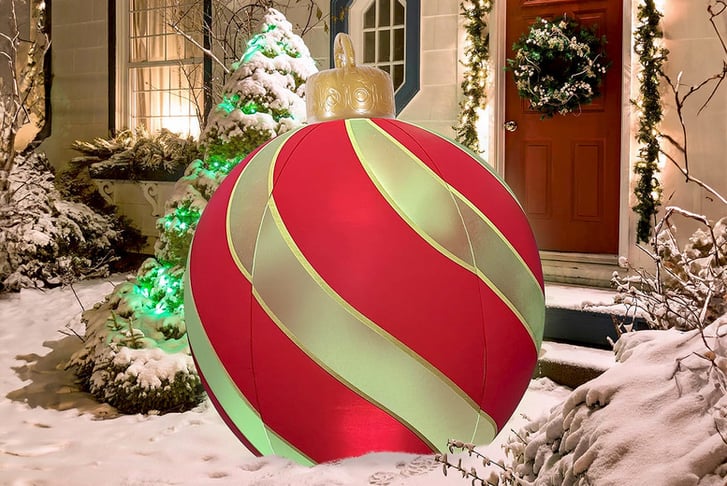 Giant-Christmas-LED-Inflatable-Decorated-Ball-1
