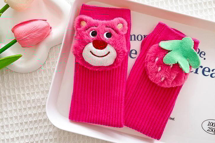 3D-Children’s-Cute-Losto-Strawberry-Socks-6